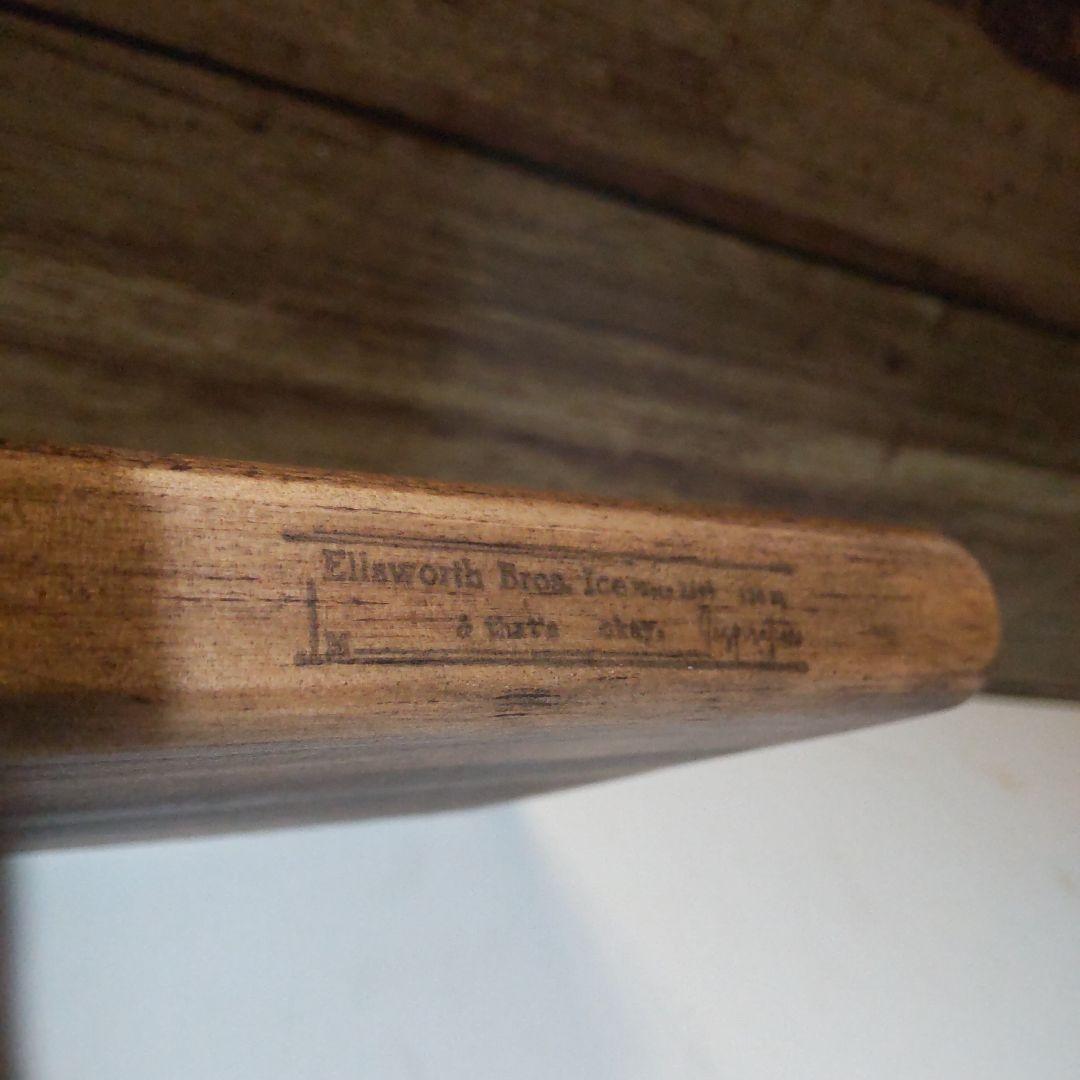 曲線デザイン　ウォールシェルフ　飾り棚　　エボニーブラック　懐深め２型