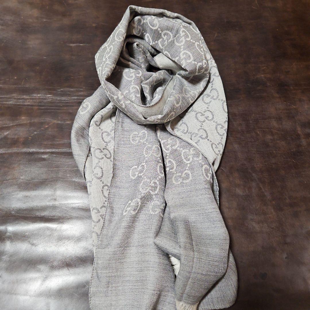 鈴木ゆうゆう　GUCCI　ウールストール