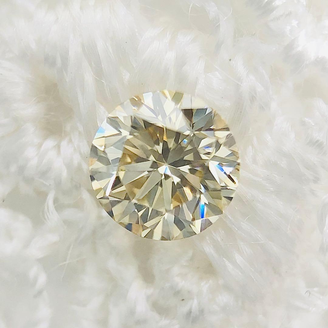 アクセサリー 0.233ct Very Light Brown Yellow VS-2 GD