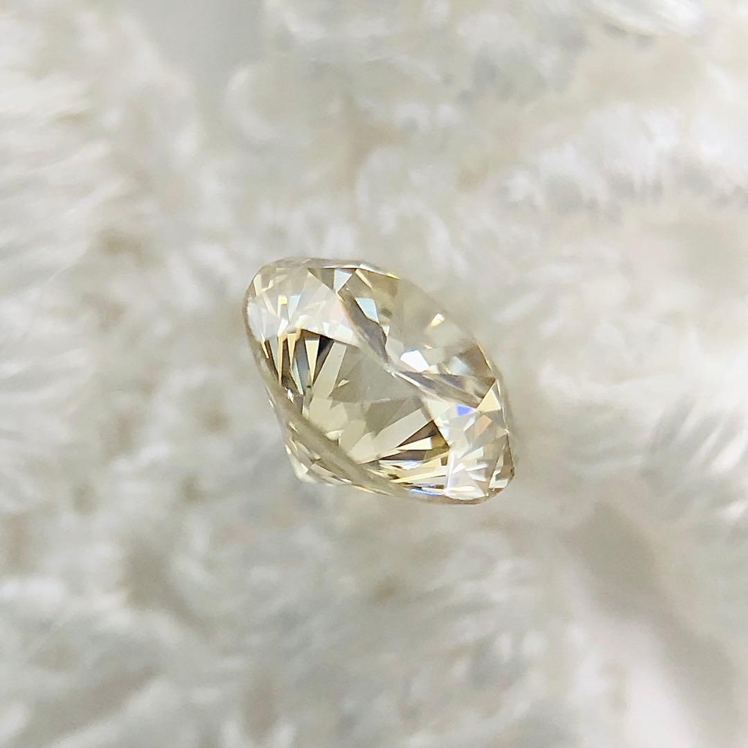 アクセサリー 0.233ct Very Light Brown Yellow VS-2 GD