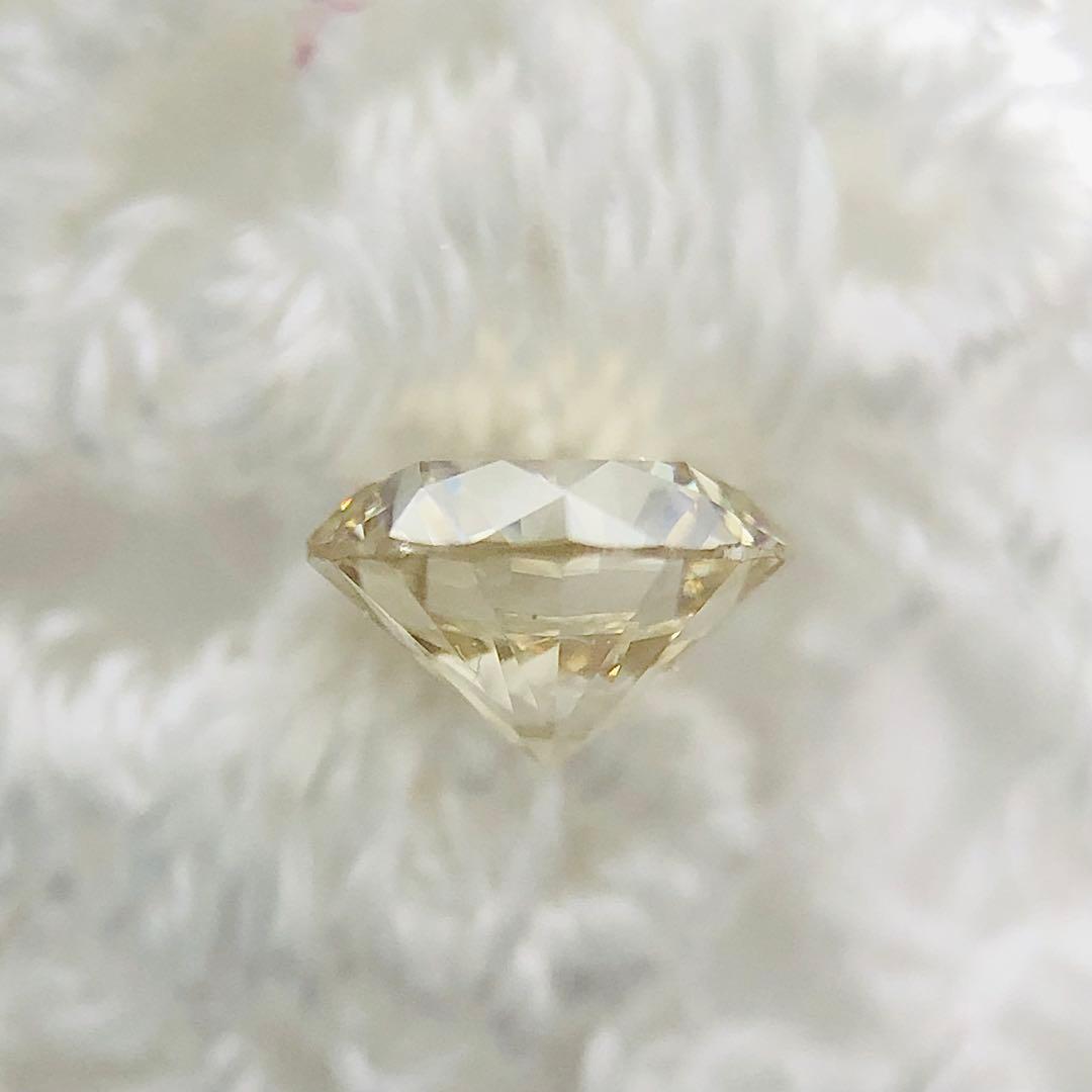 アクセサリー 0.233ct Very Light Brown Yellow VS-2 GD