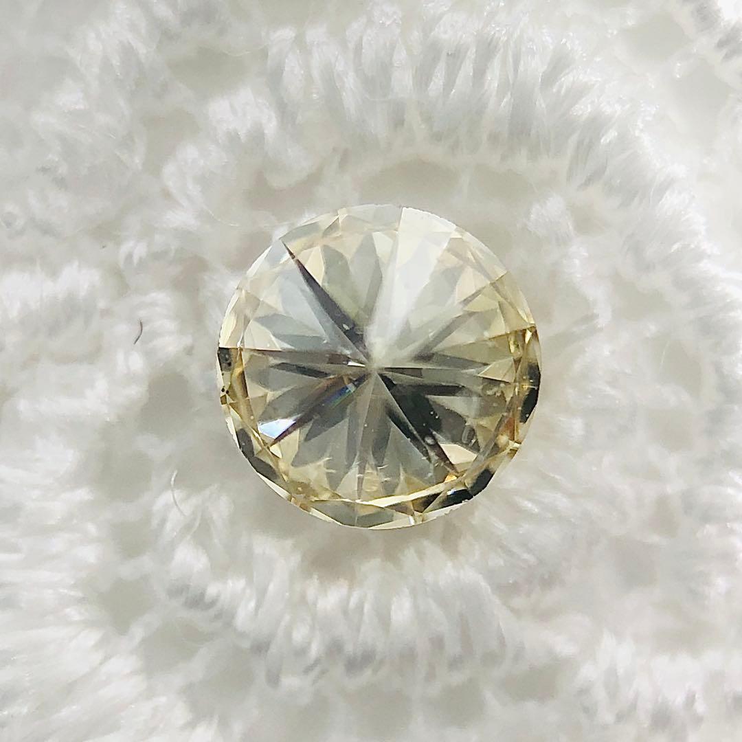 アクセサリー 0.233ct Very Light Brown Yellow VS-2 GD