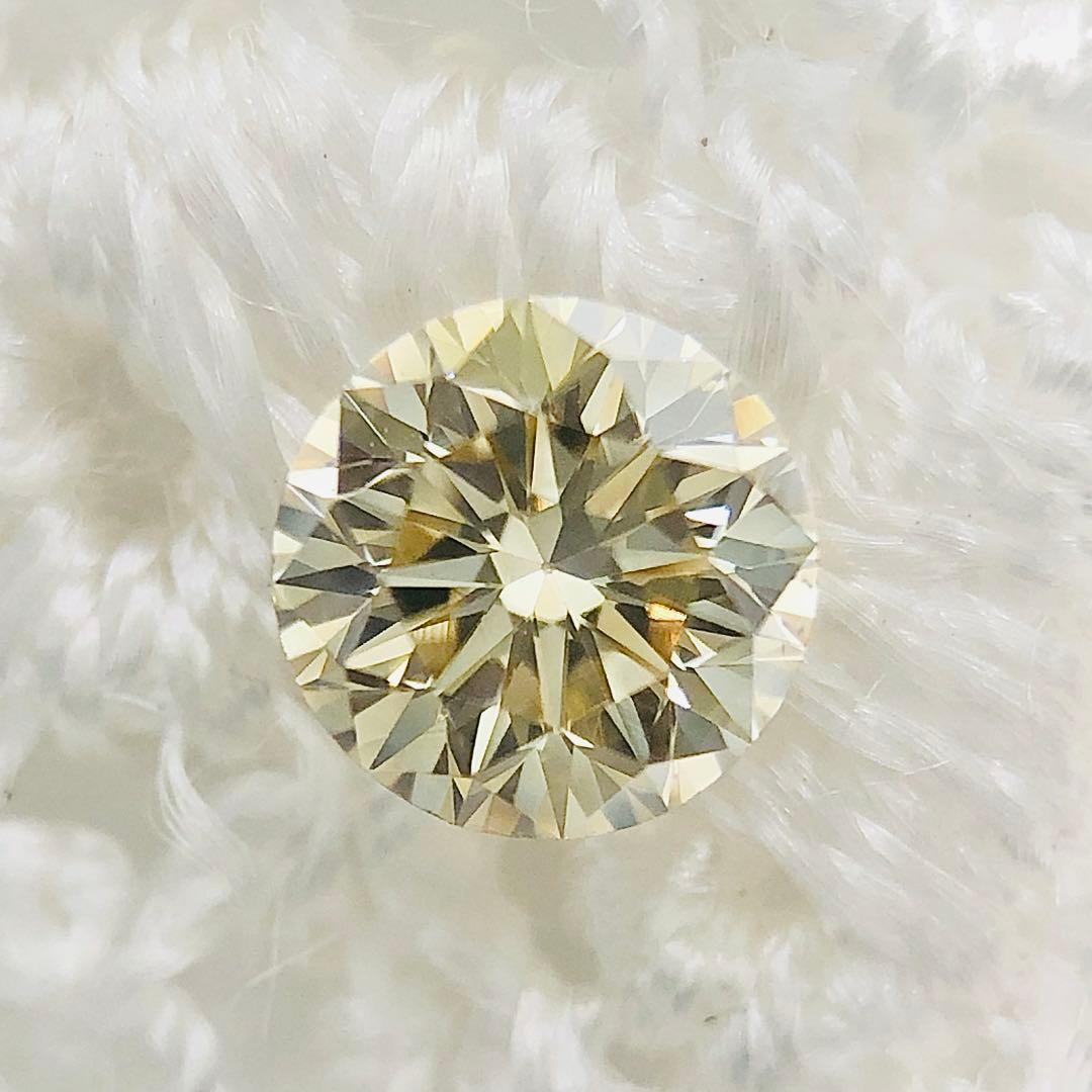 アクセサリー 0.233ct Very Light Brown Yellow VS-2 GD