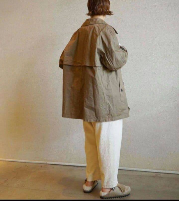 チロルです　【美品】HTS ショートコート