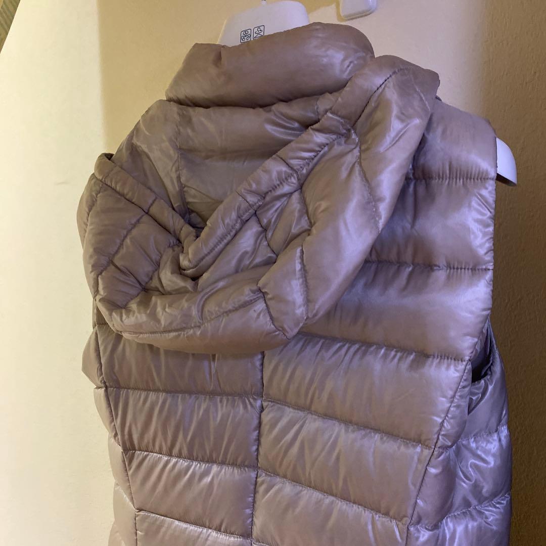 Herno フード付きシルバーキルティングダウンベストロング