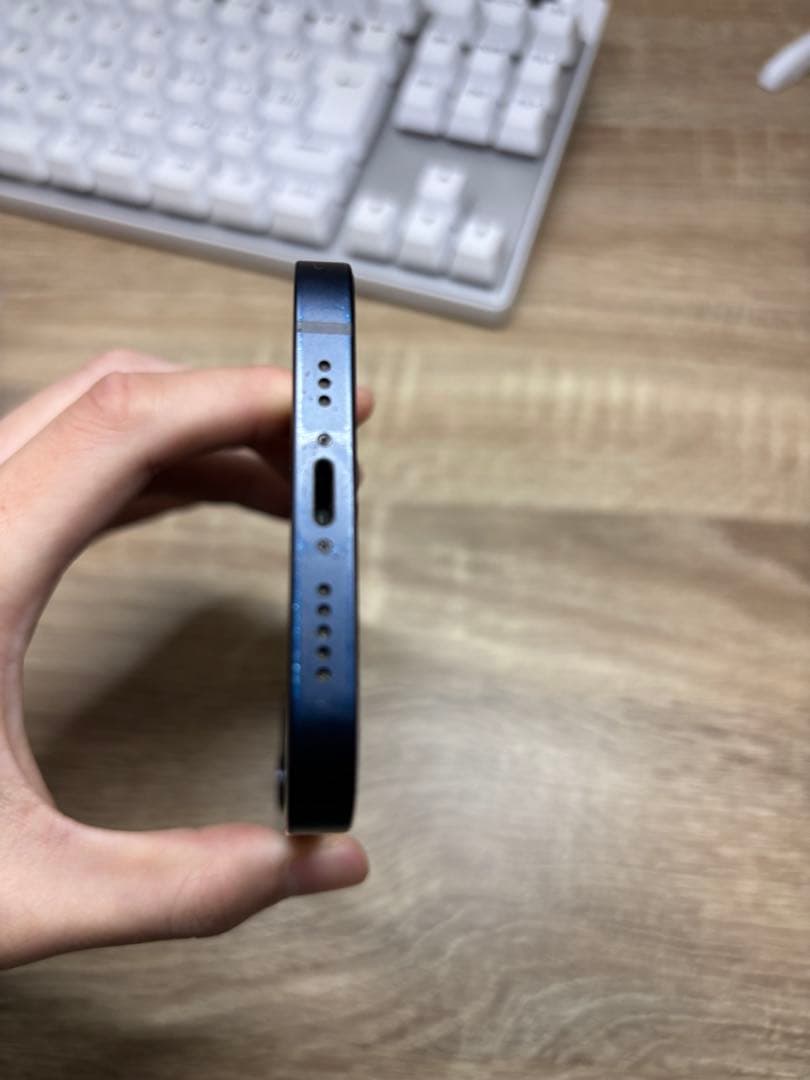 A*a様 iPhone12 ブラック　simフリー　64GB 本体