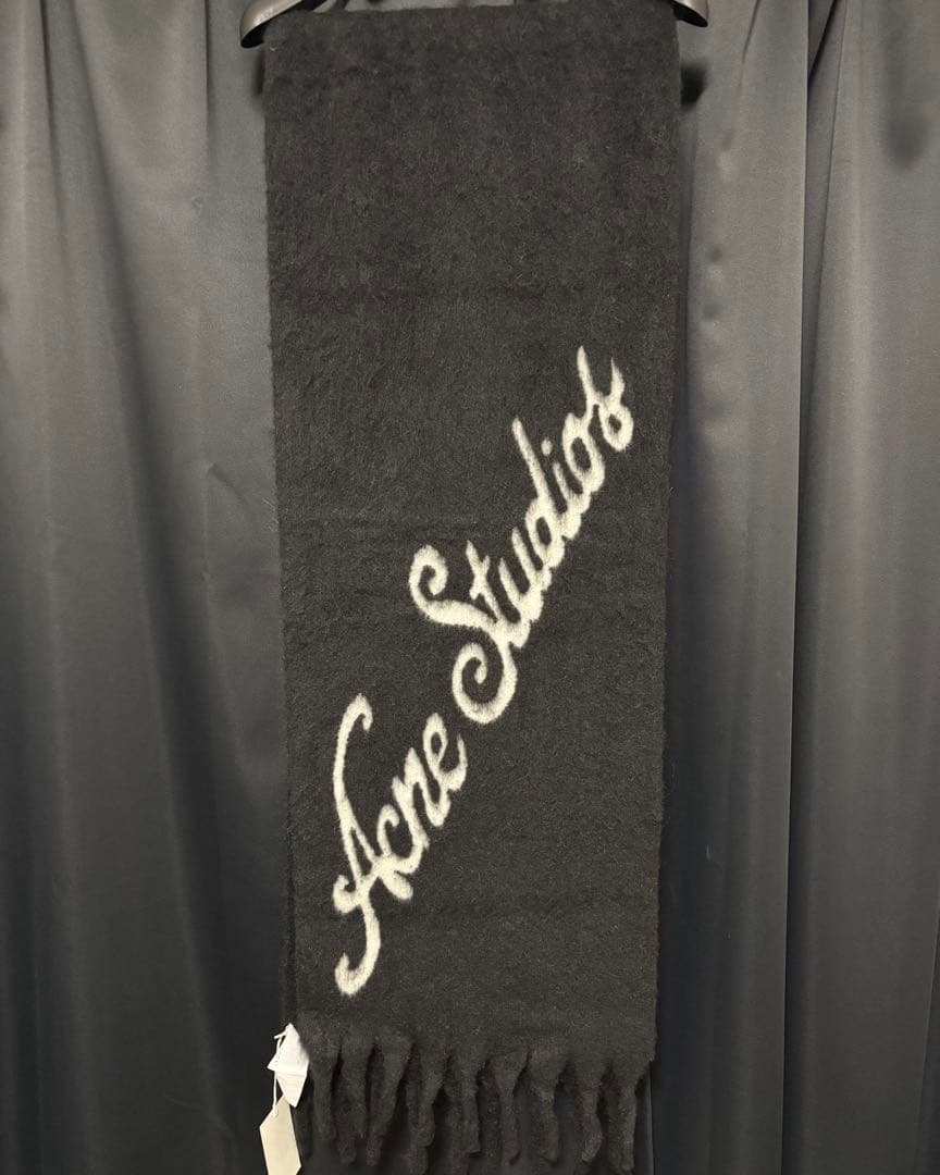 アクネストゥディオ　ストール　ブラック　サイズ40cm×250cm