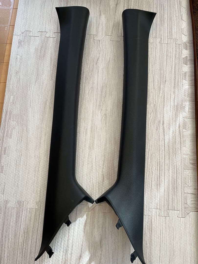 スバル WRX レヴォーグ VM スバル純正 Aピラーカバー 黒 左右セット美品
