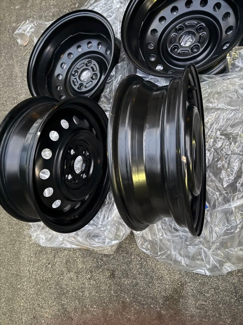 新車外し スズキ14インチ ブラック 鉄 スチールホイール 4本セット 軽自動車