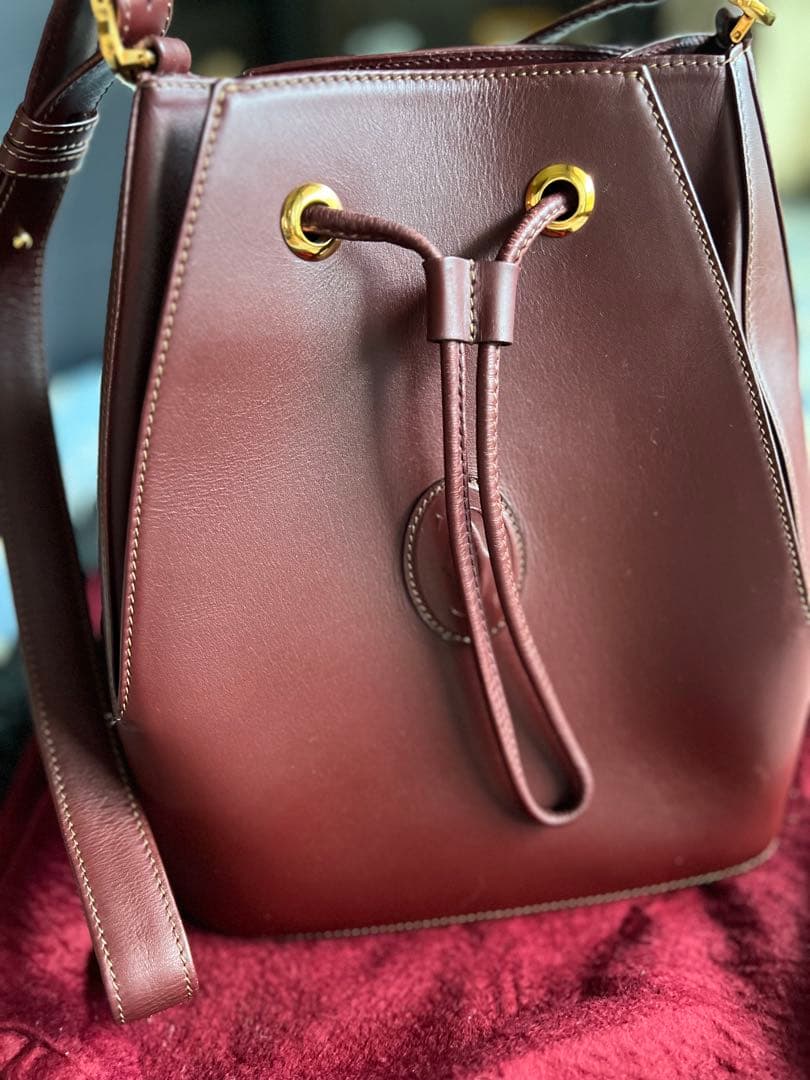 る*る様 バージンレザーショルダーバッグ