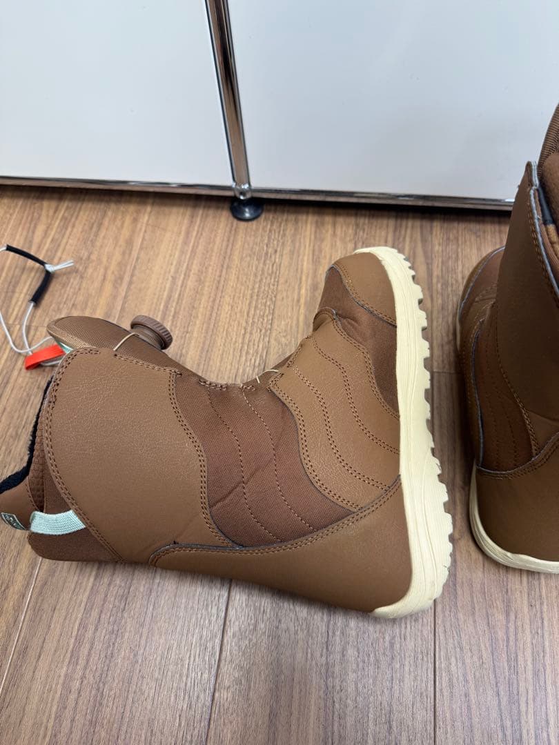 バートンBurtonスノーボードブーツMINT BOA WIDE 23.5cm