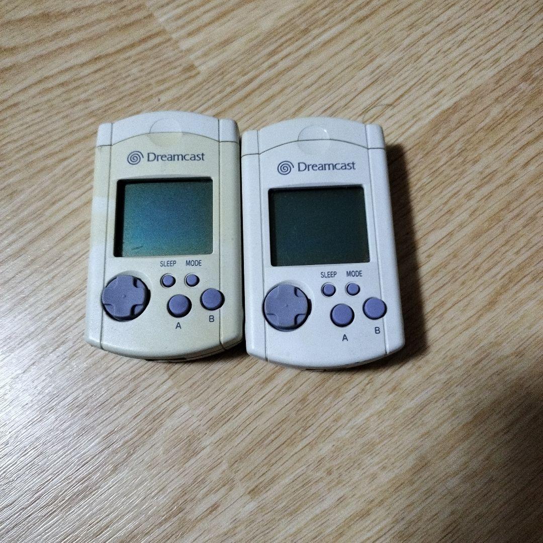 ドリームキャスト 本体&コントローラー、ガンコン2、キーボード、ソフト付き