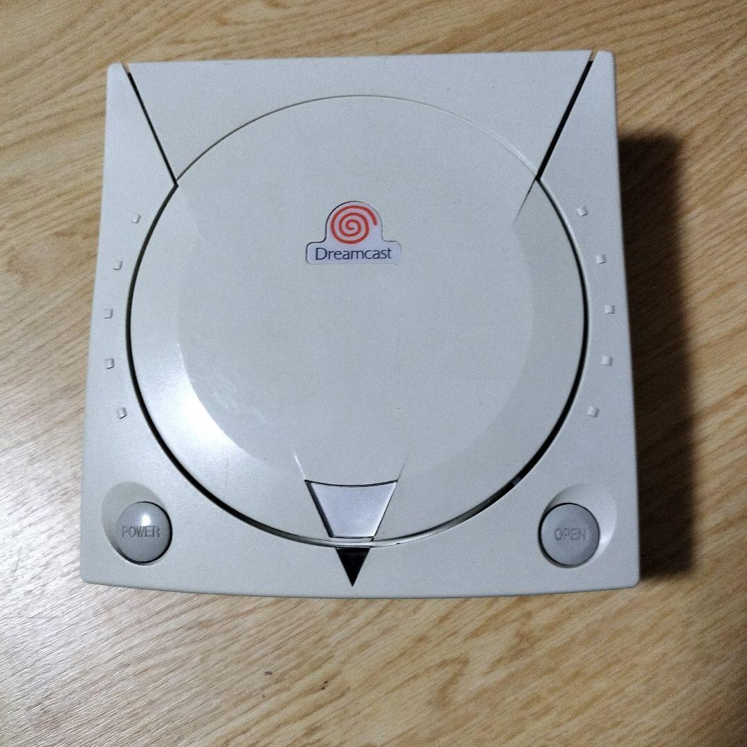 ドリームキャスト 本体&コントローラー、ガンコン2、キーボード、ソフト付き