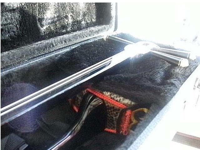 新品未使用(送料無料)11.980円　沖縄三線専用　二丁入ふかふかハードケース