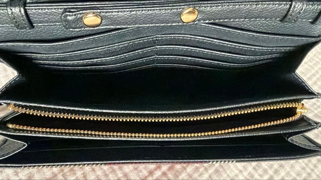 Sarah Abiar 様BLUE LABELクリストブリッジチウォレットポーチ