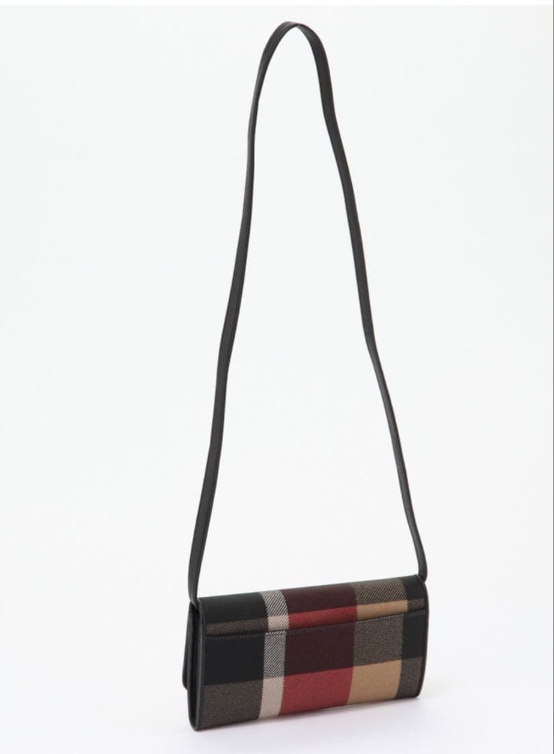 Sarah Abiar 様BLUE LABELクリストブリッジチウォレットポーチ