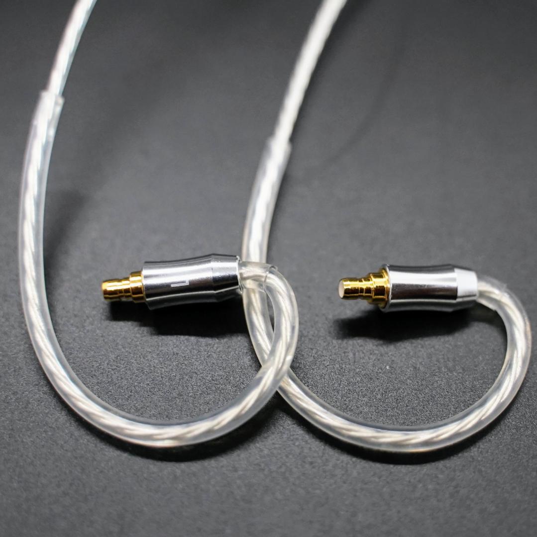 最高峰グレード 7N超冷凍製単結晶銅銀メッキケーブル IE500/4.4mmL字