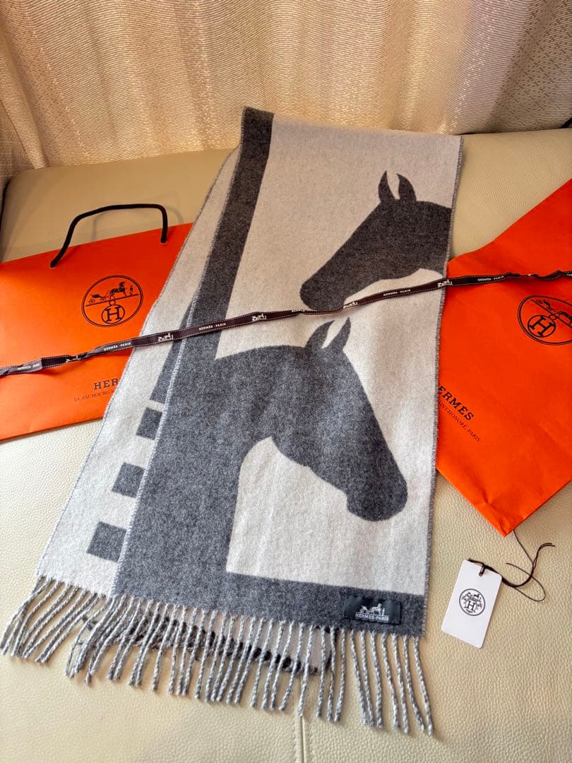 エルメス♡ラブストーリー♡マフラー♡美品♡グレー