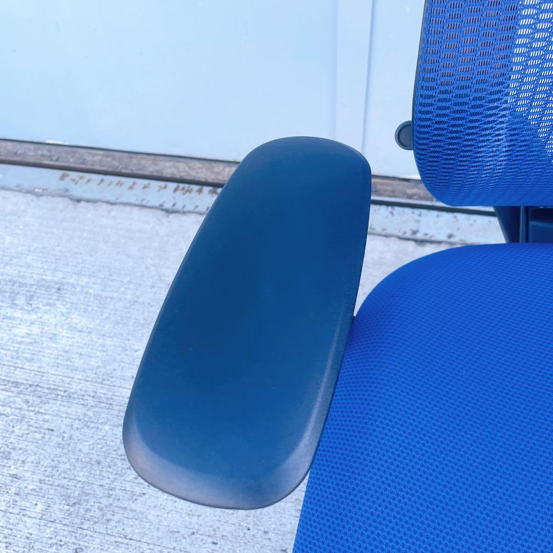 オカムラ シルフィー ハイバック メッシュ アジャストアーム オフィスチェア①