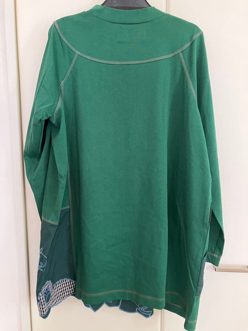 ⭐︎アルベロベロ☆緑色刺繍デザイン長袖チュニック