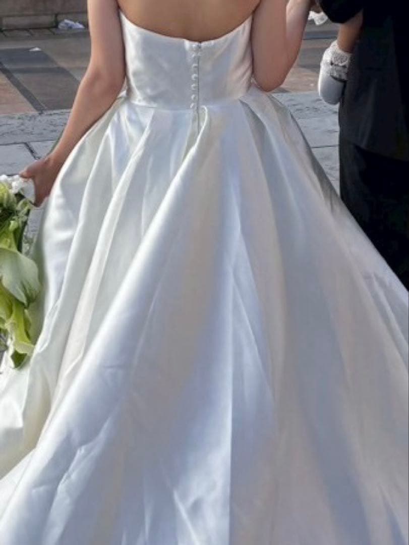 ミカド風サテンドレス　ドレスプロダクション