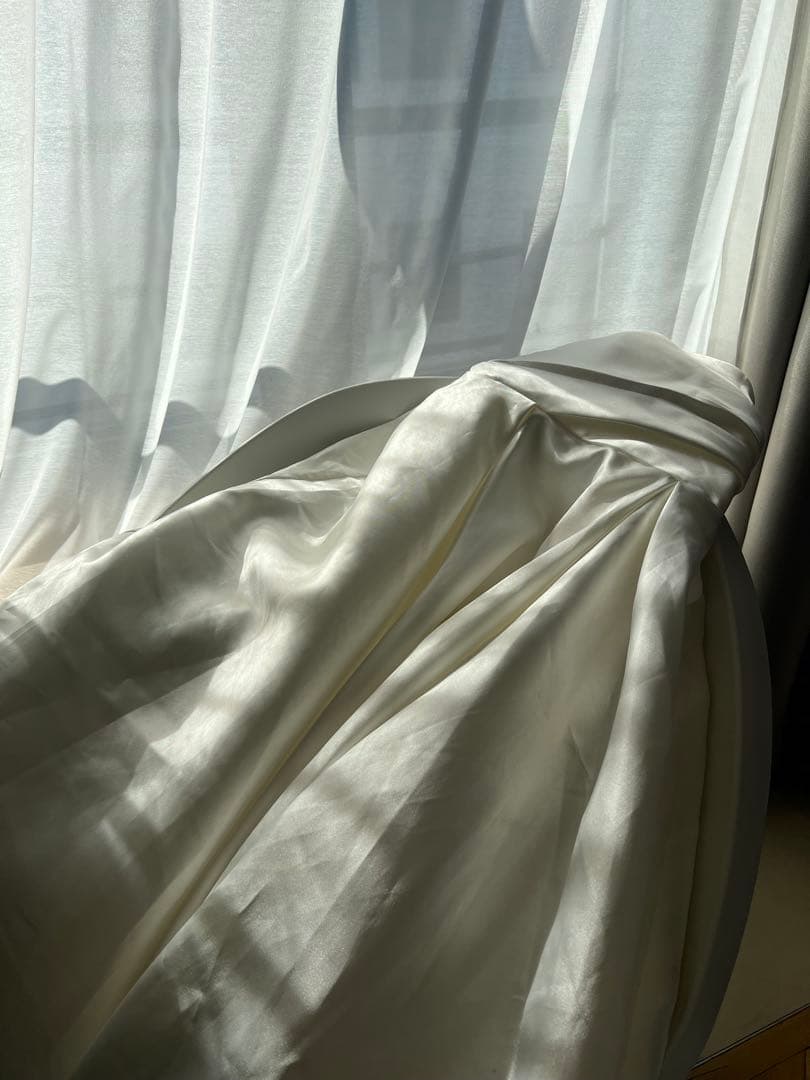 ミカド風サテンドレス　ドレスプロダクション