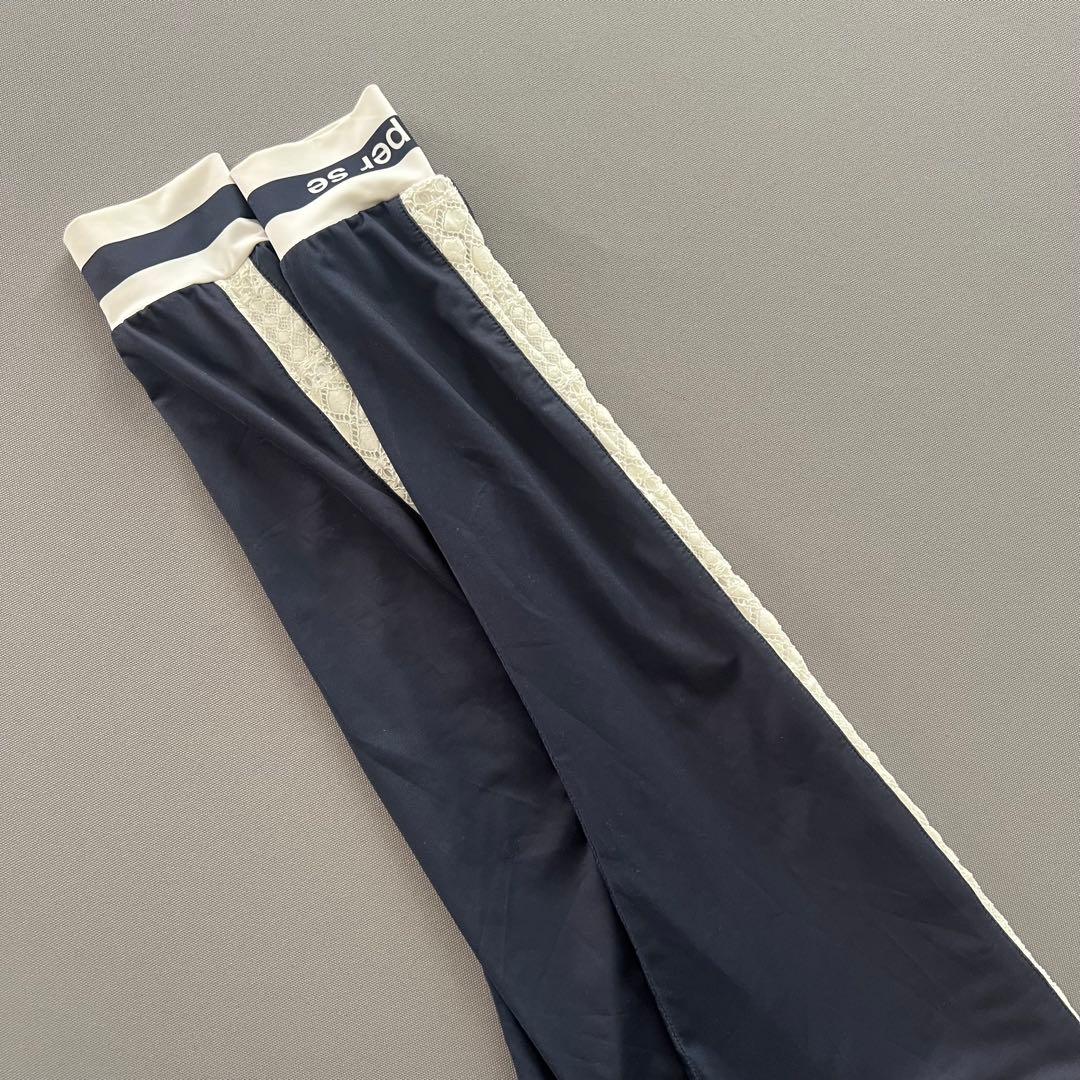 and per se アンパスィ　レース　モックネック　長袖シャツ　ゴルフ　ロゴ