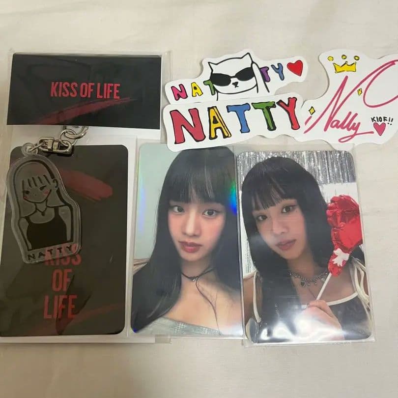 KISS OF LIFE キオプ everline ナッティ キーリング トレカ