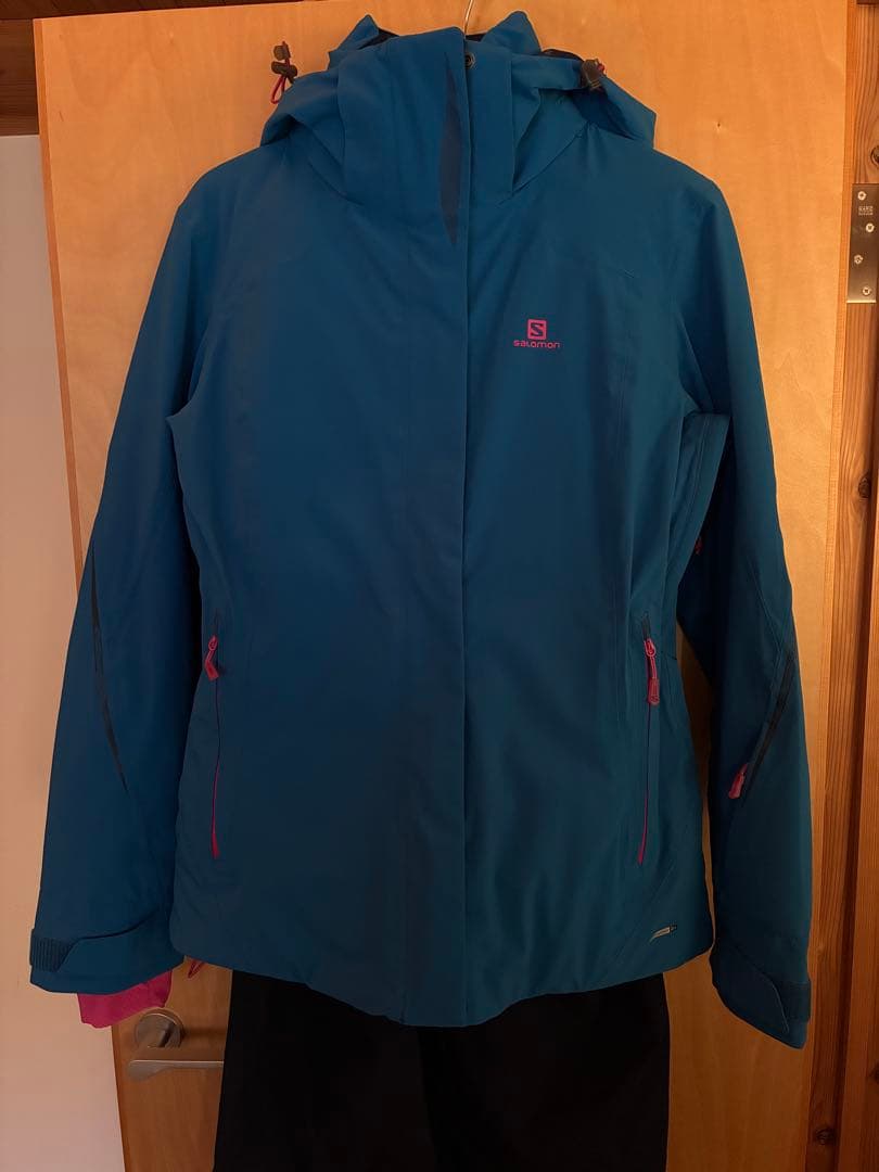 【美品】Salomon レディース スキーウェア 上下セット L 防水透湿素材