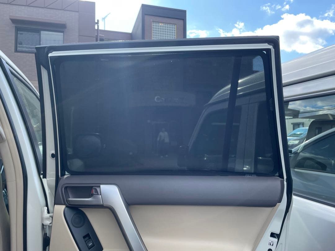 ランドクルーザープラド 150系後期専用網戸　マグネット式サンシェード