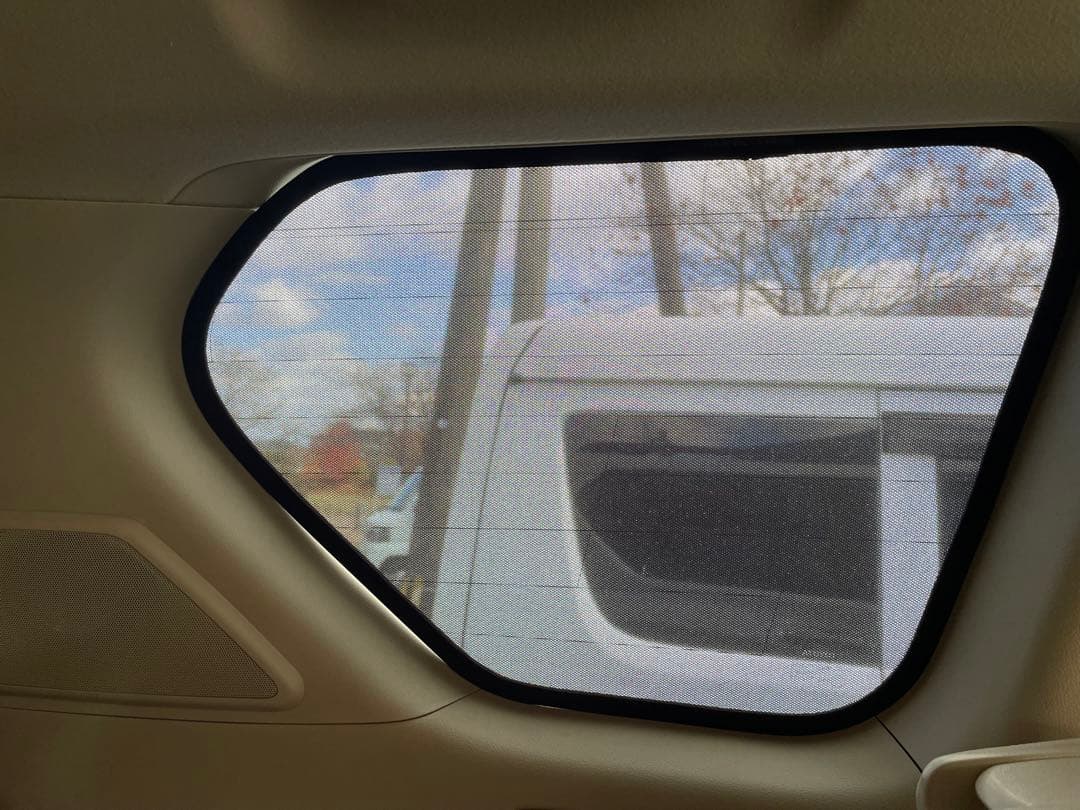 ランドクルーザープラド 150系後期専用網戸　マグネット式サンシェード