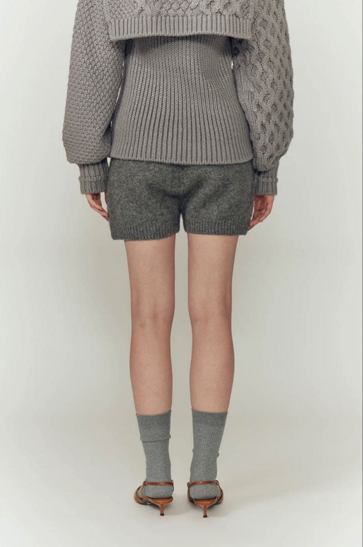 eaphi グレー ニット ショートパンツ