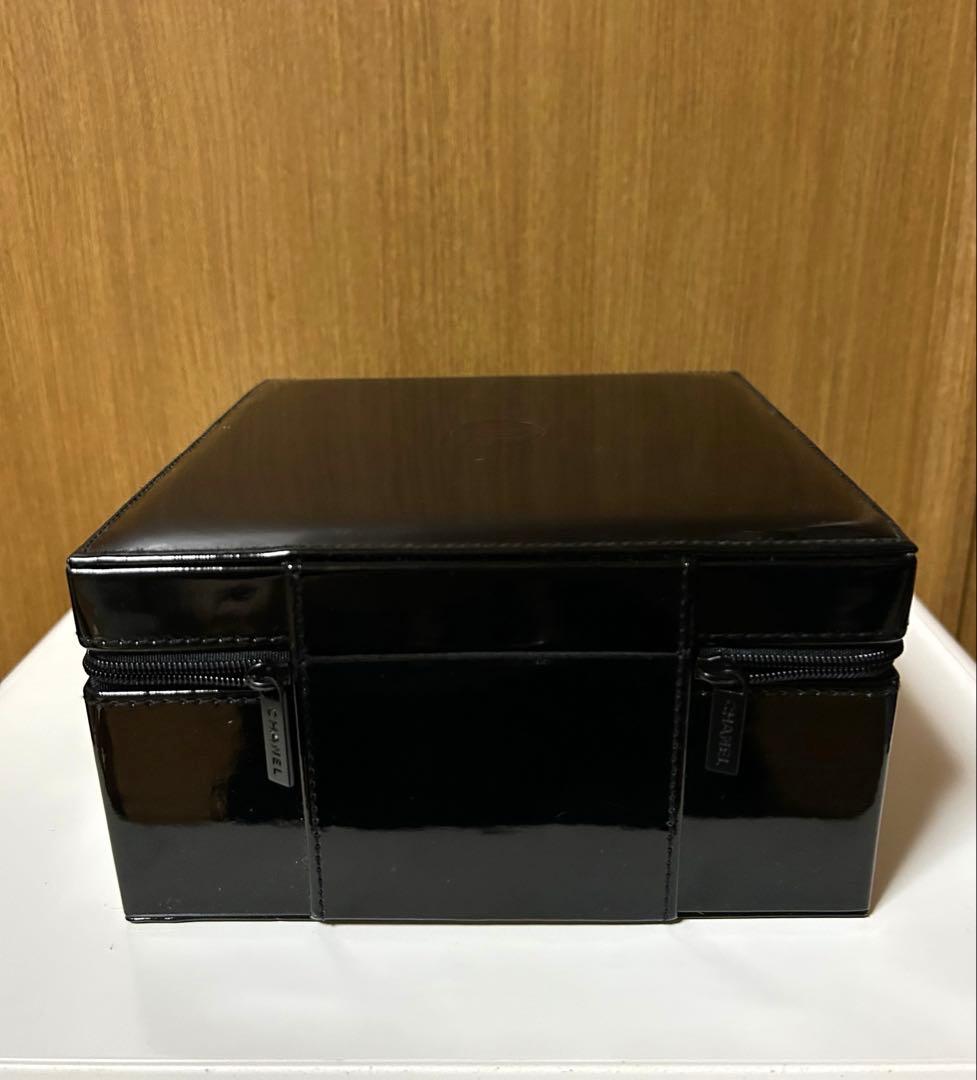 CHANEL シャネル　サブリマージュ　メイクボックス　エナメル　大きめ