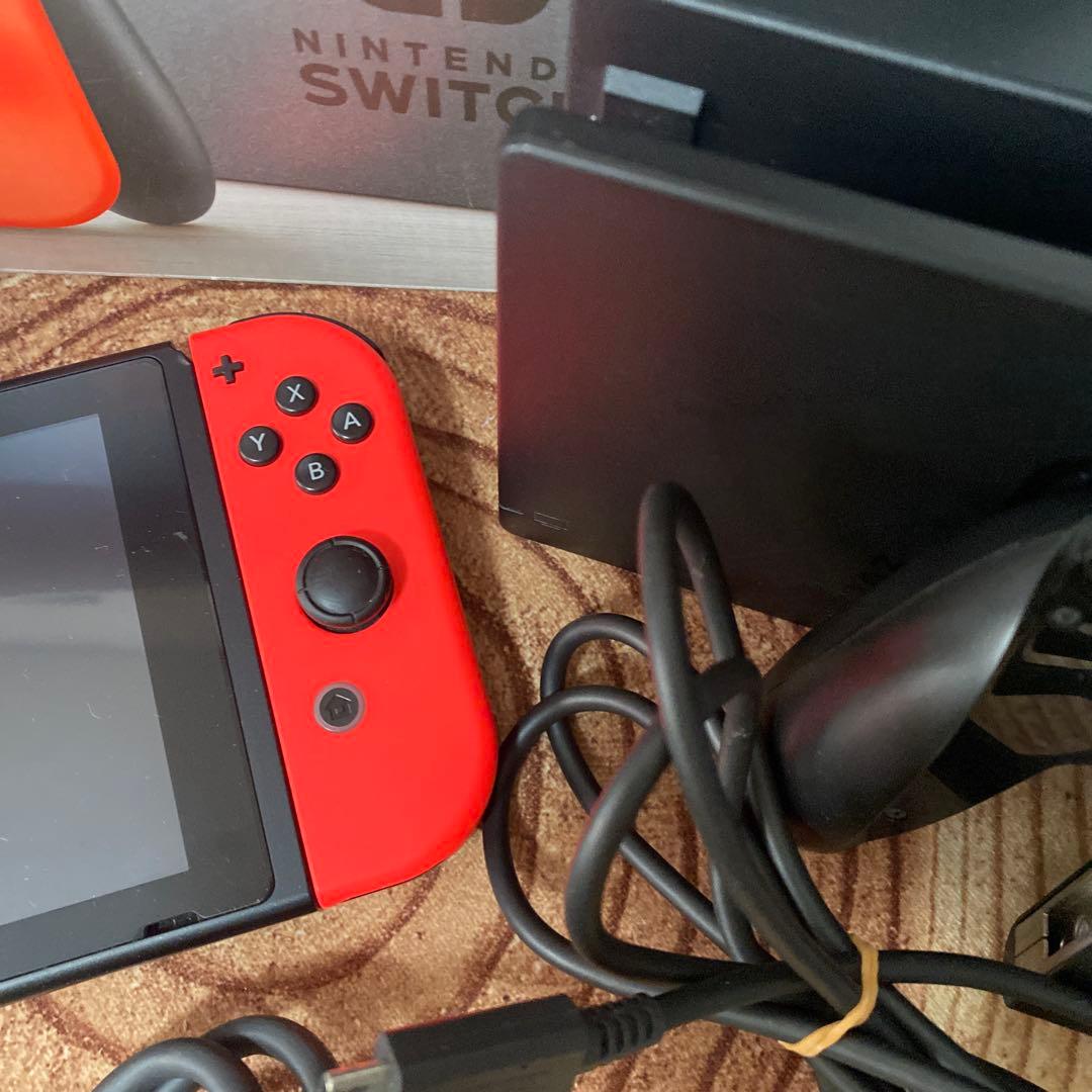 Nintendo Switch ニンテンドースイッチ本体　ネオン ①