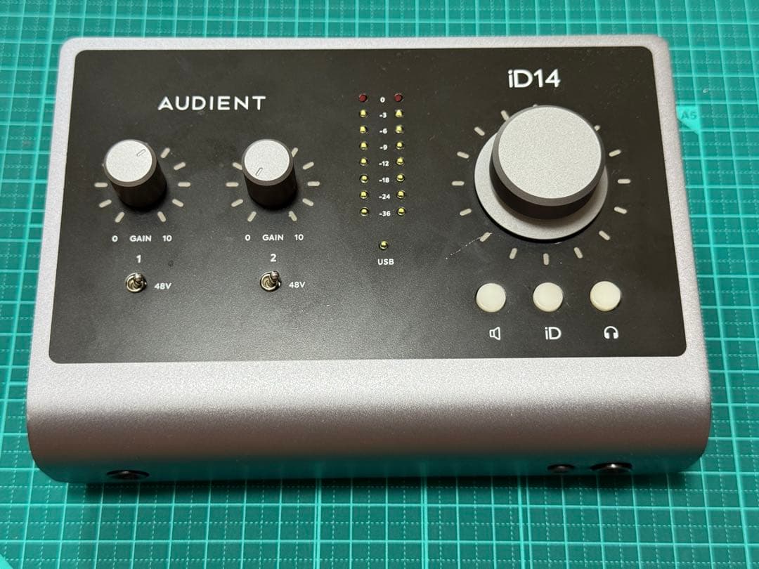 AUDIENT iD14 MKII オーディオインターフェイス