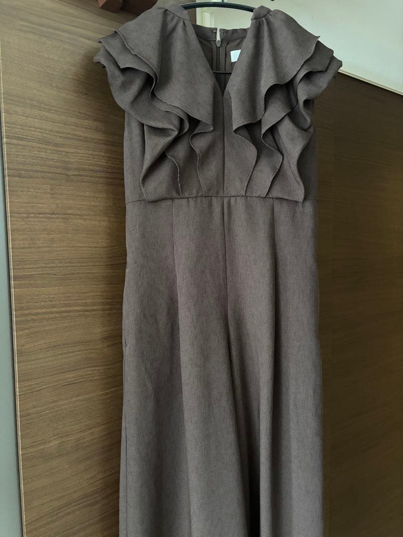 CELFORD セルフォード ラッフルフリルロンパース 38(M)size