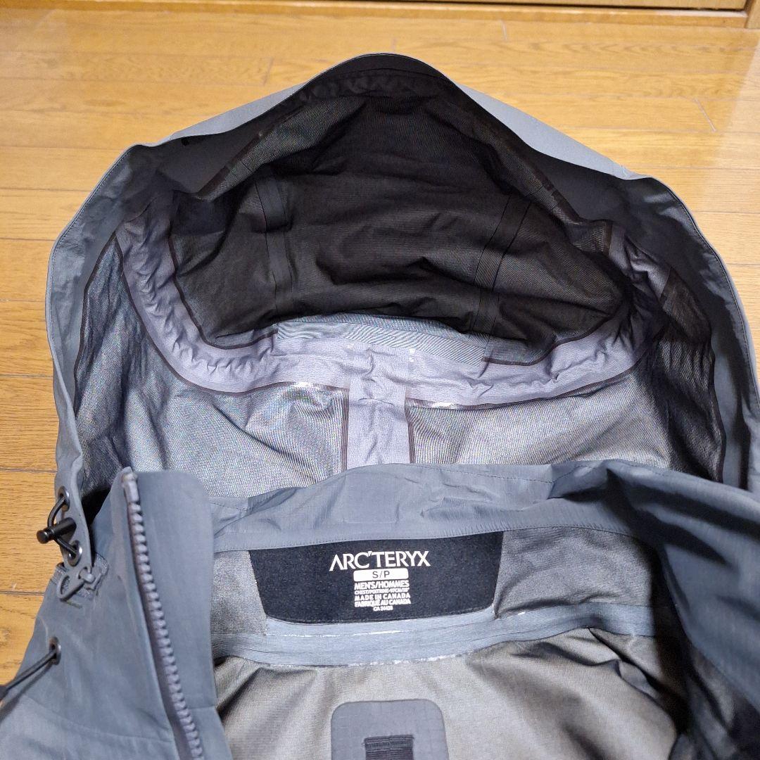 Arc’teryx Leaf　ALPHA JACKET GEN 2　wolf