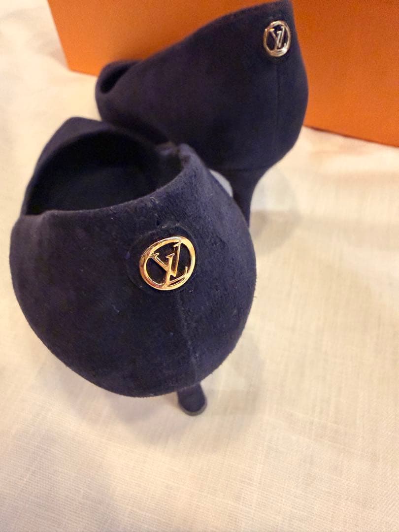 LOUIS VUITTON ネイビー スエード パンプス 36 サイズ