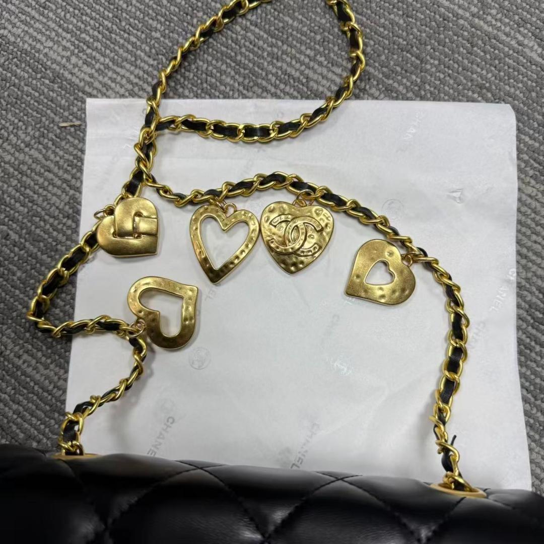 ノベルティ ゴールド金具 ハートチェーン ショルダーバッグ 黒