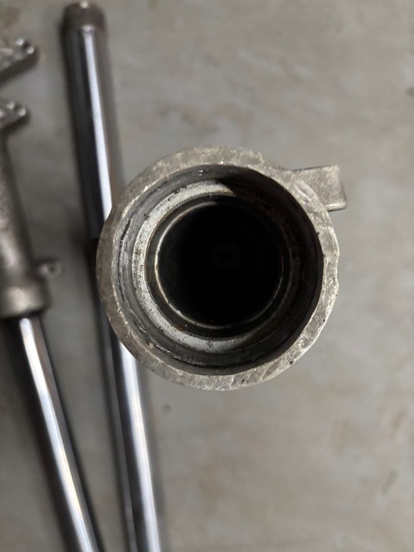 ホーネット 250 フロントフォーク