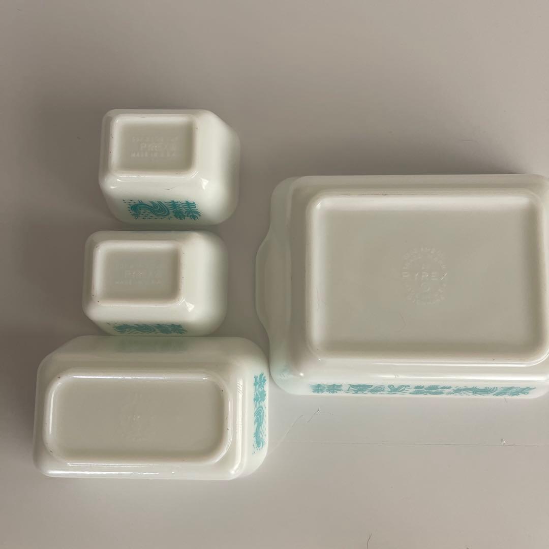 PYREX オールドパイレックス　キャセロール　バタープリント　４セット