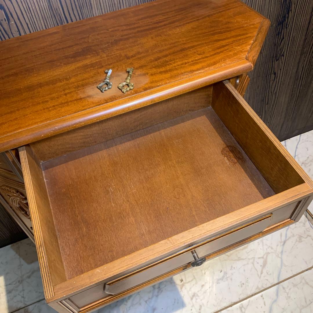 M*N様 イタリア　アンティーク　キャビネット