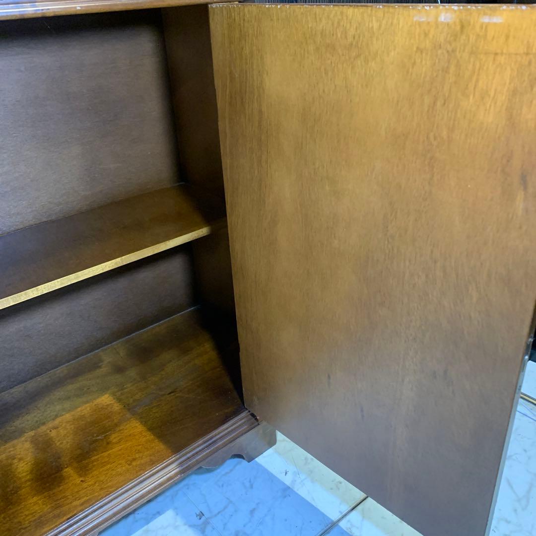 M*N様 イタリア　アンティーク　キャビネット