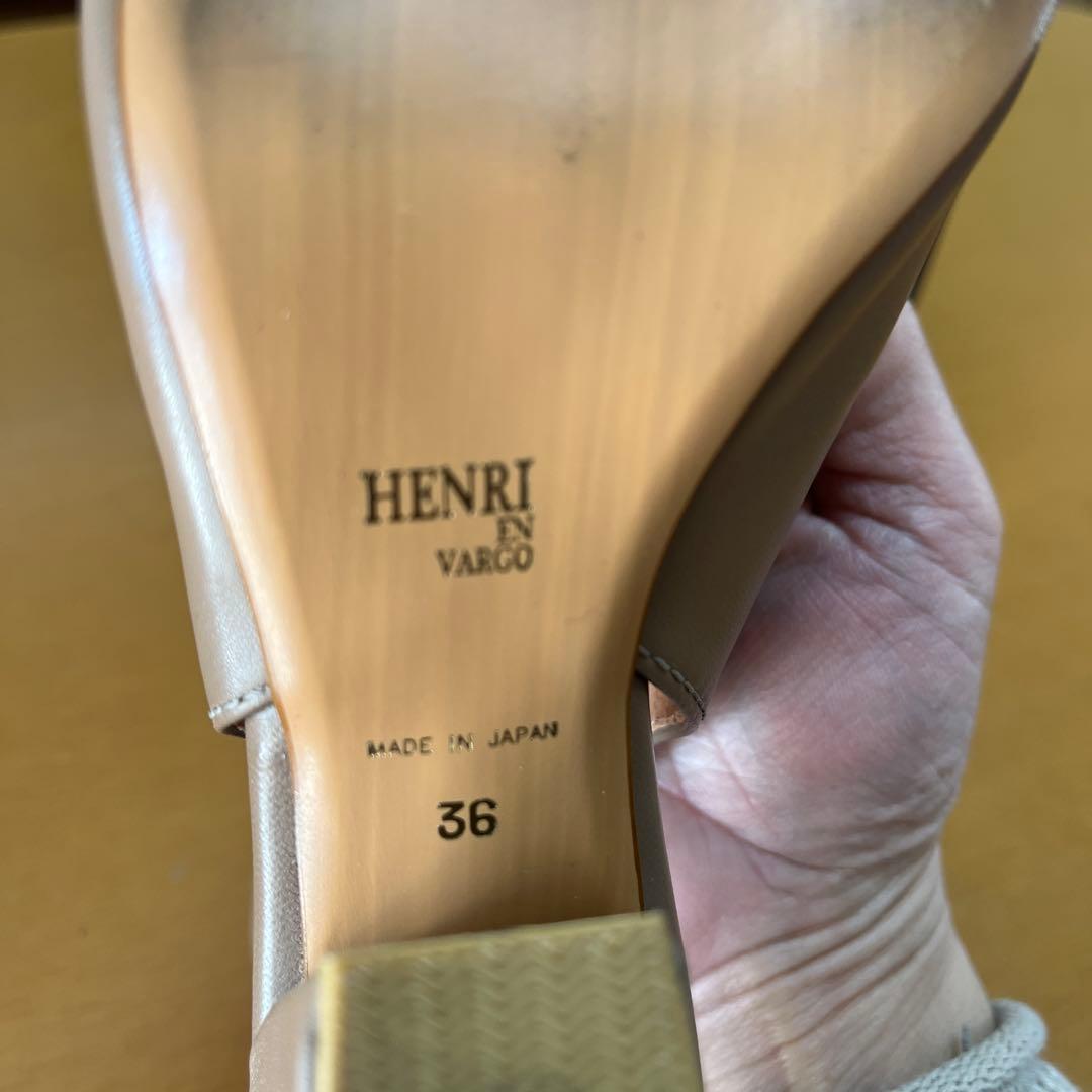 ［お値下げ❗️］HENRI EN VARGO ベージュ ポインテッドトゥヒール