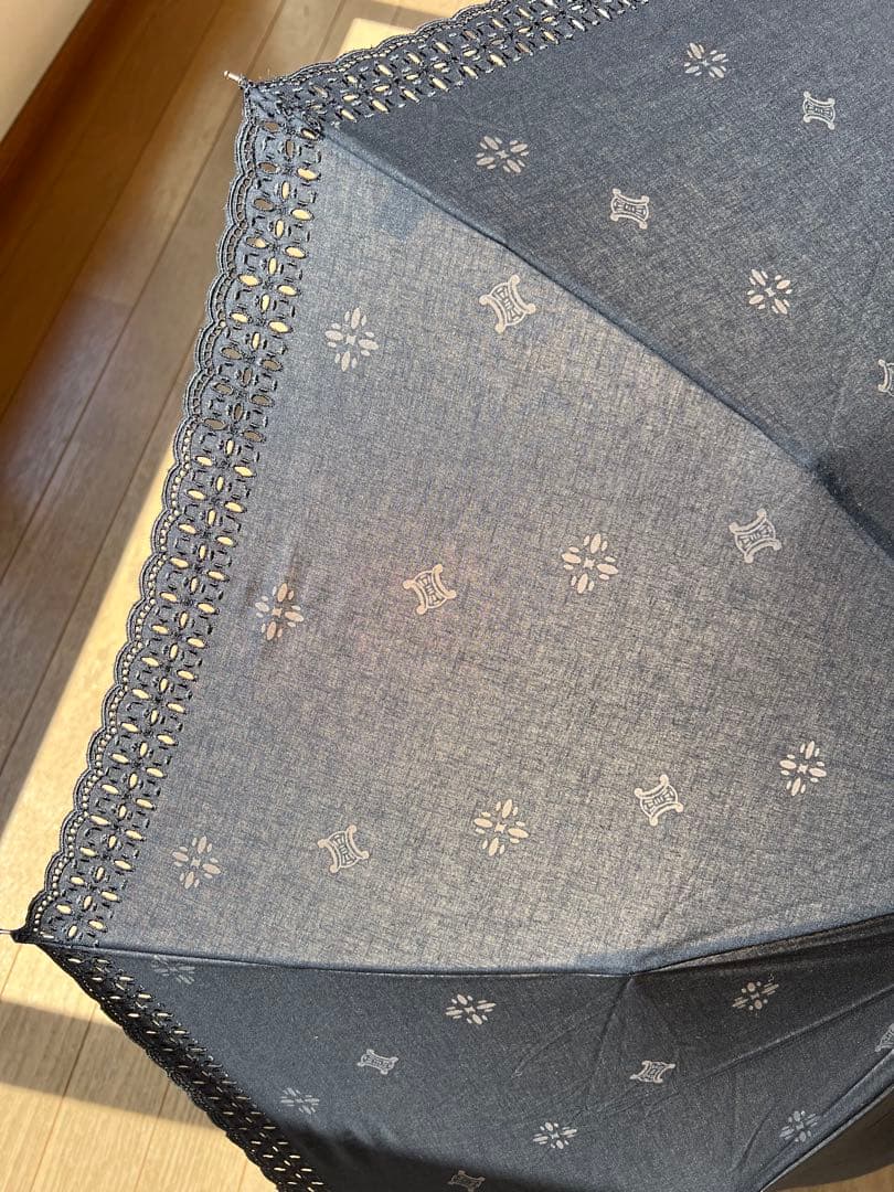 Celine 折りたたみ　日傘