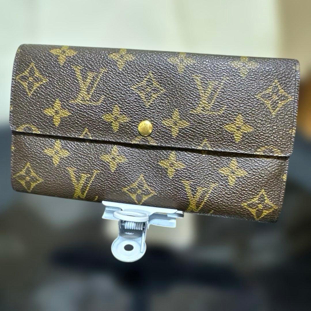 ⑥☆外観美品/優良品☆カード2枚タイプ♪サラ長財布