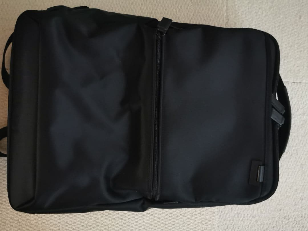 サムソナイト　デボネア5　M ナイロン製 ブラックバックパック