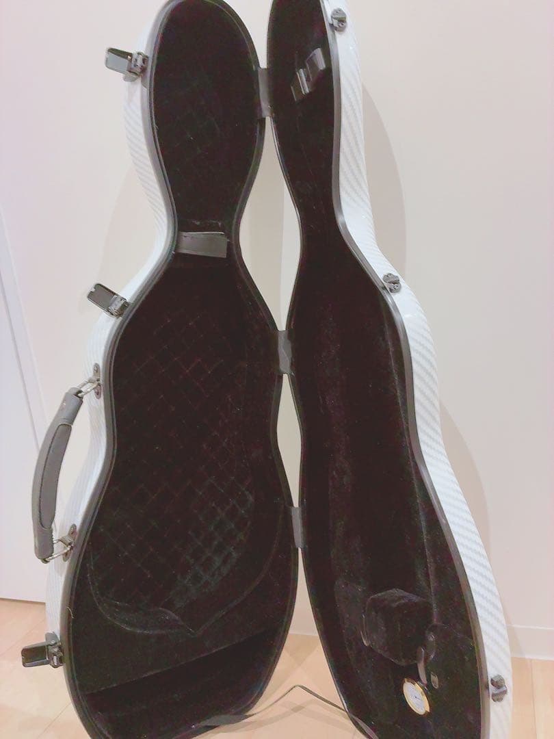 n*u様 バイオリンケース ホワイト