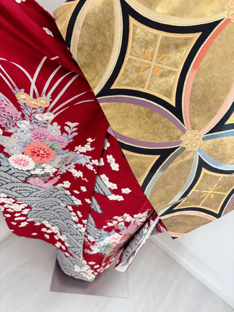 正絹振袖フルセット　牡丹　花柄　赤　成人式　七宝袋帯