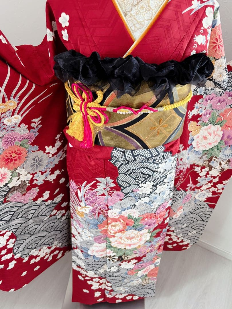 正絹振袖フルセット　牡丹　花柄　赤　成人式　七宝袋帯